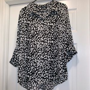 Apt 9 button down long sleeve animal print shirt.